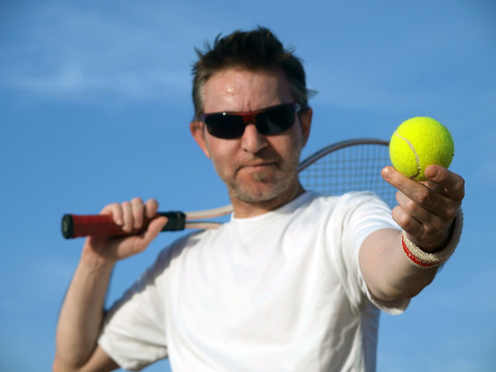 Top Men's Tennis Sunglasses for Optimal Performance on the Court